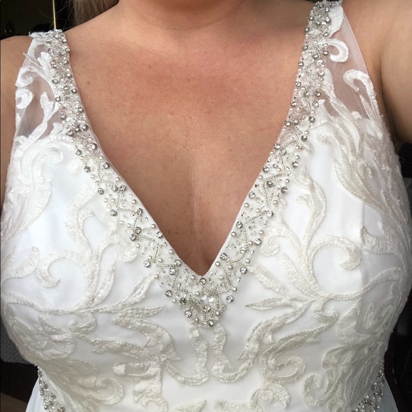 💍 Custom white wedding dress with slit 💍 - Picture 6 of 8